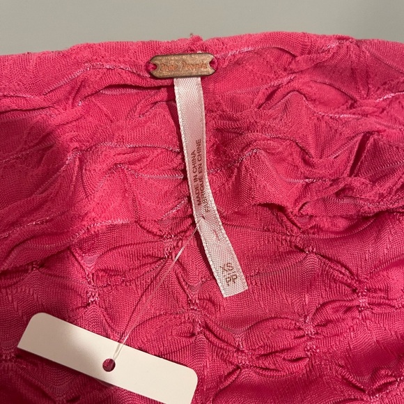 Free People Pink Textured Sleeveless Tank- extra small - Picture 4 of 4